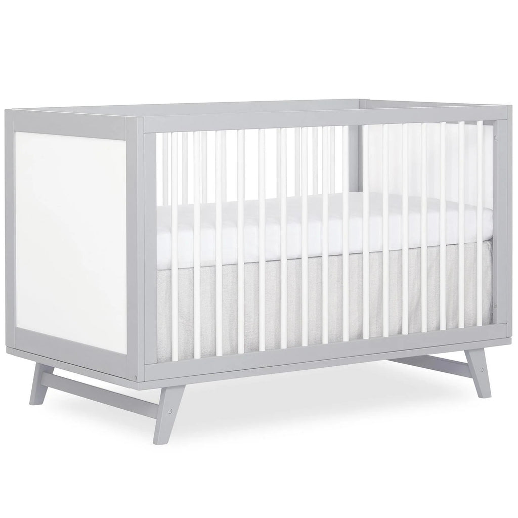 Dream On Me Carter 5-in-1 Full Size Convertible Crib. Grey and White