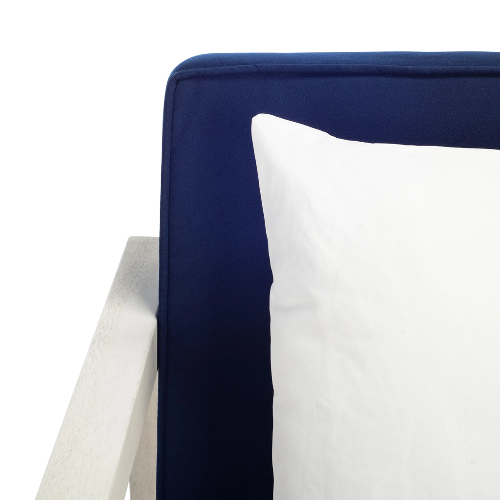 Safavieh Montez 4 Piece Outdoor Set with Accent Pillows