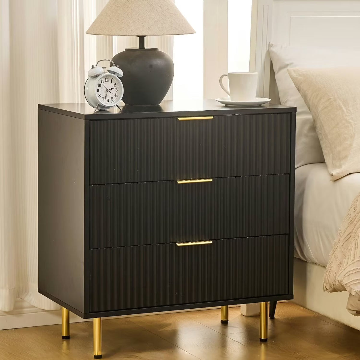 HRYJ White Large 3 Drawers Nightstand Dresser Fluted Wood Night Stand Bedside Table for Bedroom