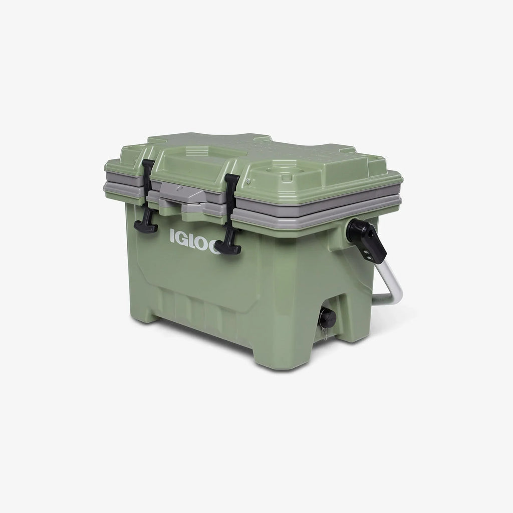 Igloo 24 qt IMX Ice Chest Cooler, White