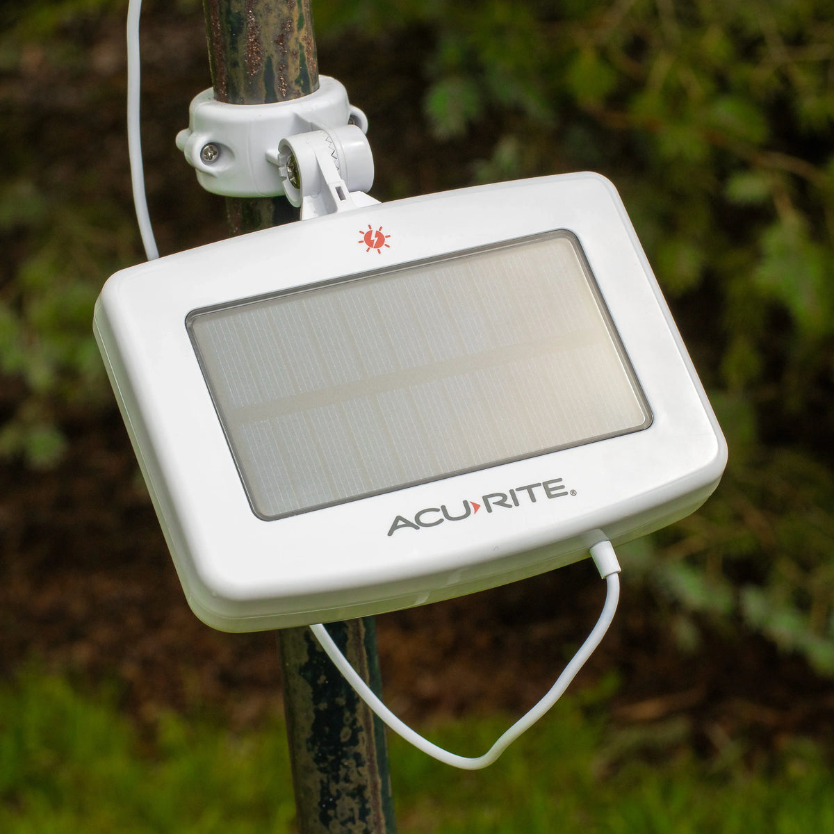AcuRite Iris (5-in-1) Wireless Home Weather Station, Indoor/Outdoor Temperature, Humidity, Wind, and Rain (01529M)