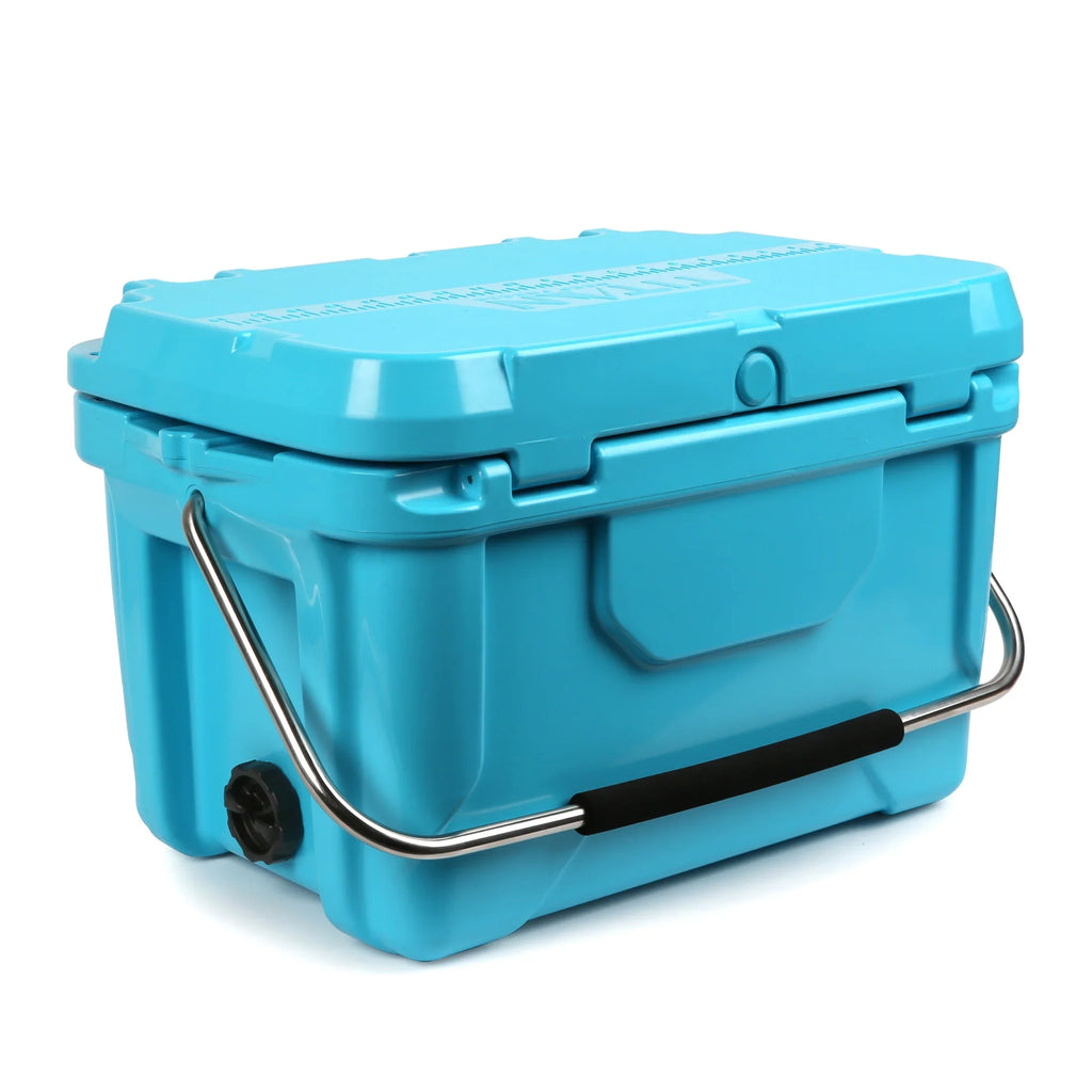 Titan by Arctic Zone™ 20 Quart/30 Can High Performance Hard Cooler - Blue