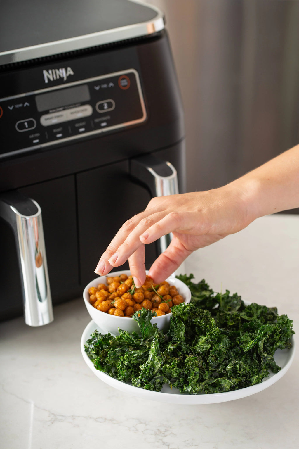 Restored Ninja Foodi DZ100 4in1, 8qt., 2Basket Air Fryer with DualZone Technology (Refurbished)