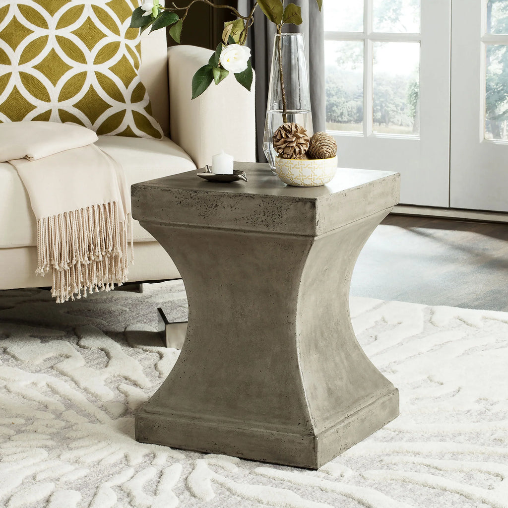 Safavieh Curby Outdoor Modern Concrete Accent Table - Dark Grey