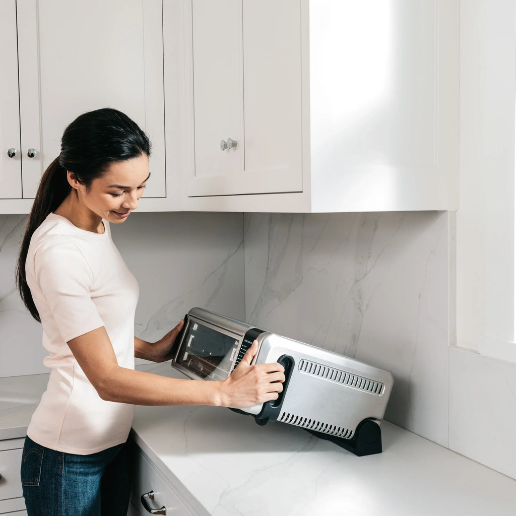 Ninja. SP101 Foodia?" 8-in-1 Digital Air Fry Oven, Flip-Away for Storage, Dehydrate, Keep Warm