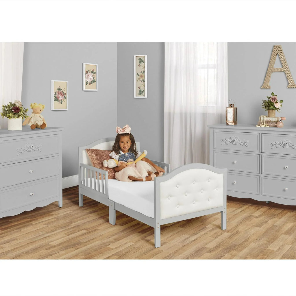 Dream On Me Zinnia Toddler Bed. Grey