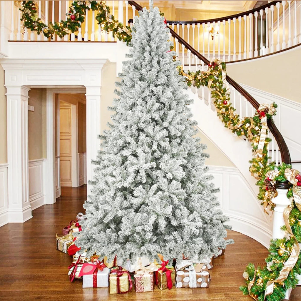 Qunler 9ft Snow Flocked Christmas Tree with 2028 Tips, Artificial Snowy Xmas Pine Tree with Reinforced Metal Base for Home Office Party Holiday Decorations,White(NO Light)